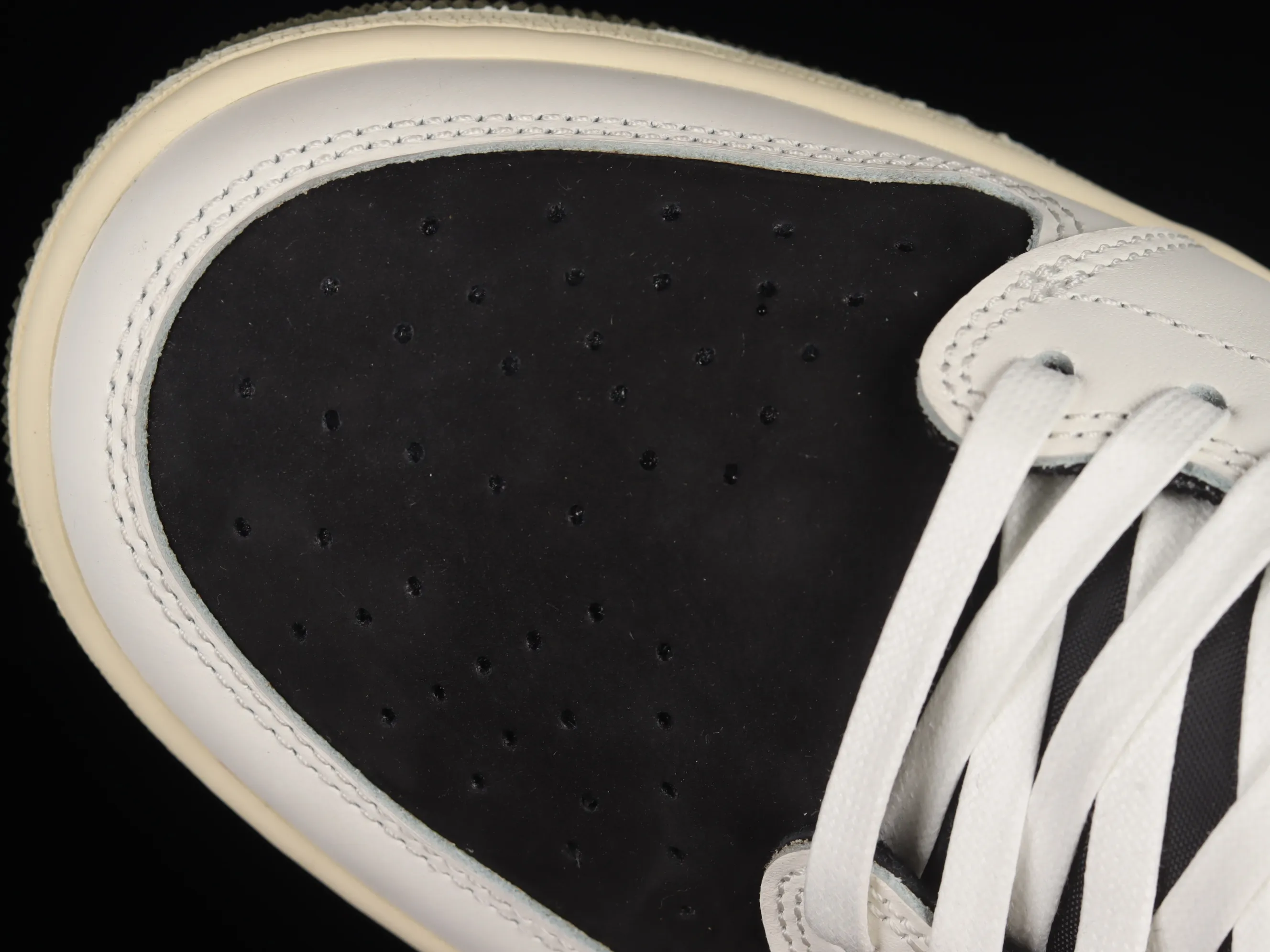 All Categories Air Jordan Jordan Series Basketball Shoes Air Jordan 1 Low LW Version Travis Scott x Air Jordan 1 Low OG AJ1 Joe 1 Joint Overhead DZ4137-106
